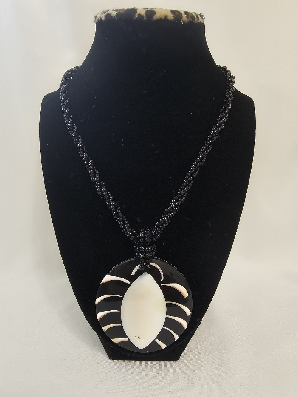 Mother-of-Pearl Inlay Black Twisted Multi Strand Necklace